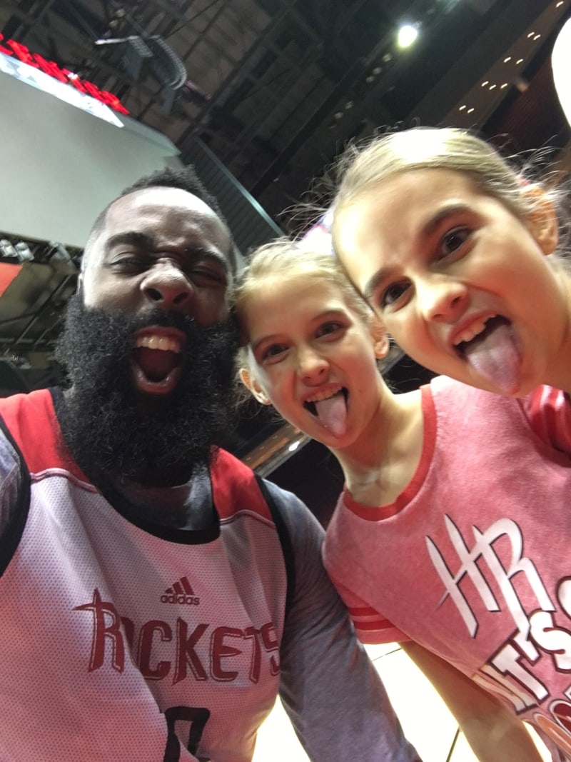 5d5413616e4961a27406a97f_James-Harden-and-Pera-Girls-copy-p-800